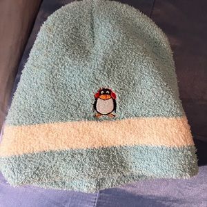 Tilt penguin winter hat